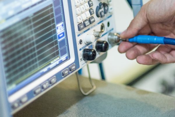 tecnolab-prove-compatibilita-elettromagnetica-EMC